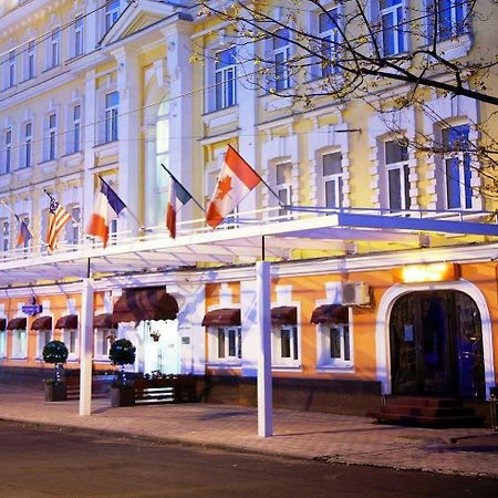 Hotel Mandarin Moscova Exterior foto